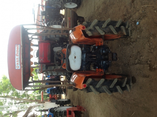 ขายรถไถ kubotaL1500  สภาพเดิมๆ ราคาต่อลอได้ค่ะ