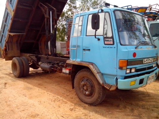 หกล้อดั้มยาว5เมตร FRR 195  6HE1 ตัดห้าคิวหรือทำดั้มเกษตรสบาย