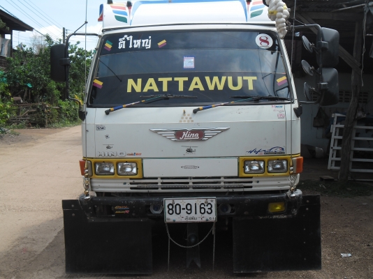 ขายหกล้อ Hino Km777 สภาพพร้อมใช้งาน เครื่องดี ยางดี ครัชชีสวย