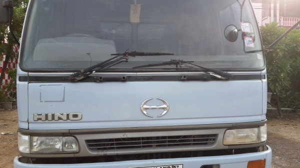 HINO 2 K   240 แรง ดั้มแม่ลูก ลูกเนียม 2 คาน