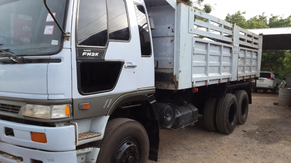HINO 2 K   240 แรง ดั้มแม่ลูก ลูกเนียม 2 คาน