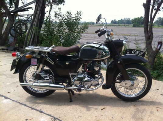 ขายหรือแลก c92 benly เครื่องอกร่อง ของครบ แท้ๆ สวยๆ ทะเบียนเต็ม โอน เครื่องดี ของเดิมทั้งคัน สีดี 0918759329