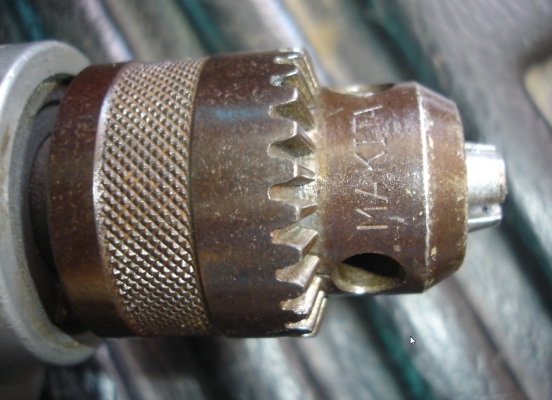 สว่านไฟฟ้า makita รุ่น 6401 (360w.)