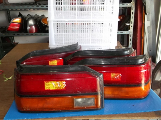 ขายไฟท้าย มาสด้า 323 GL-X 5 ประตู ปี 1986