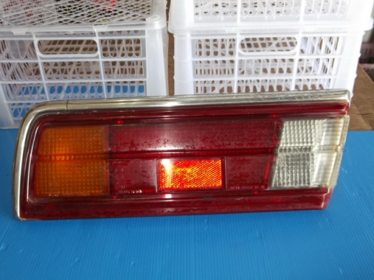 ขายไฟท้าย มาสด้า 323 GL-X 5 ประตู ปี 1986