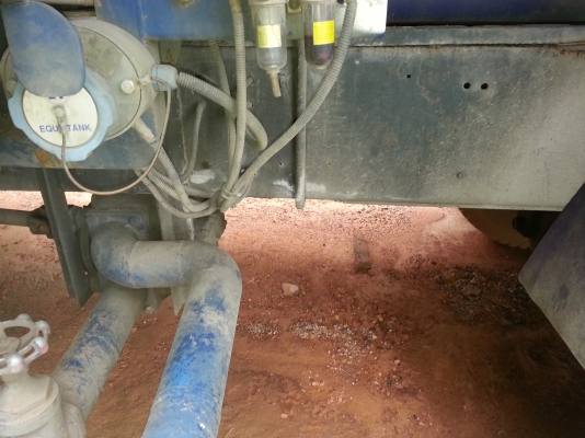 รถบรรทุกน้ำมัน HINO F18 หัวสิงห์ไฮเทค  เครื่อง H07D