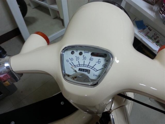 Honda giorno 50cc (สีครีมไข่ไก่) ประกอบใหม่ (มือ1ไทย) Honda giorno 50cc (สีครีมไข่ไก่) ประกอบใหม่ (มือ1ไทย)