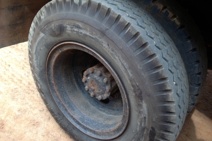 HINO FB 150 HP JO5C หกล้อดั๊มพ์ กระบะดั๊มพ์เหล็ก 4 ตันความยาว 3.90 เมตรสภาพสวย เครื่องแห้งแรงดีไม่มีเยิ้ม ภายในเก๋งคอนโซลสวยครบ พวงมาลัยเพาเวอร์ เบรคทริ๊ปฟี้ ช่วงล่างใหญ่คัชซีสวยไม่มีผุไม่มีดาม เฟืองท้ายกับคานหน้าติด F แล้ว ยาง 8.25 ขอบ 16 สภาพดี 70\% พร้อ HINO FB 150 HP JO5C หกล้อดั๊มพ์ กระบะดั๊มพ์เหล็ก 4 ตันความยาว 3.90 เมตรสภาพสวย เครื่องแห้งแรงดีไม่มีเยิ้ม ภายในเก๋งคอนโซลสวยครบ พวงมาลัยเพาเวอร์ เบรคทริ๊ปฟี้ ช่วงล่างใหญ่คัชซีสวยไม่มีผุไม่มีดาม เฟืองท้ายกับคานหน้าติด F แล้ว ยาง 8.25 ขอบ 16 สภาพดี 70\% พร้อ