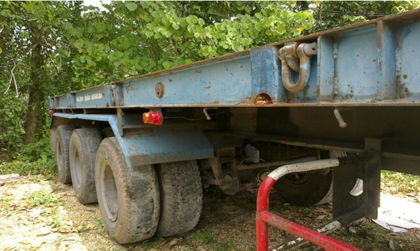 SCANNIA  หัวกับ  คัทซี  เครื่องเดิม   250  แรง  เกียร์เดิม  ( เครื่องสตาร์ทไม่ติด ขายตามสภาพ )