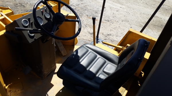 รคตักล้อยางkomatsuwa100 ซีเลี่ยน30505 เก่าญี่ปุ่นแท้ เจ้าของขายเอง รคตักล้อยางkomatsuwa100 ซีเลี่ยน30505 เก่าญี่ปุ่นแท้ เจ้าของขายเอง