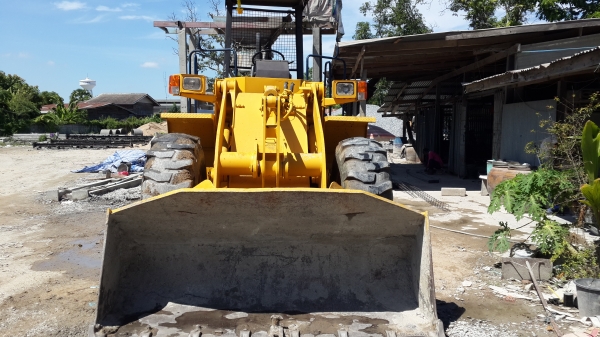 รคตักล้อยางkomatsuwa100 ซีเลี่ยน30505 เก่าญี่ปุ่นแท้ เจ้าของขายเอง รคตักล้อยางkomatsuwa100 ซีเลี่ยน30505 เก่าญี่ปุ่นแท้ เจ้าของขายเอง