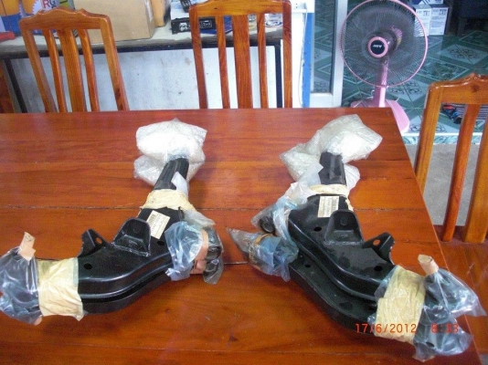 (32)ปีกนก NISSAN