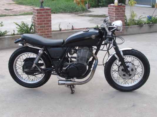 ขาย SR 400 ปี 99 เลขเต็ม แต่งคาเฟ่ อินวอยล์ ท่อแต่ง