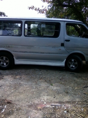 TOYOTA HIACE หัวจรวด ปี 91 เครื่อง1J LPG AUTOมี POWER CENTRAL ROCK