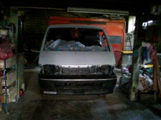 TOYOTA HIACE หัวจรวด ปี 91 เคื่อง1J LPG AUTOมี POWERมี  CENTRAL ROCK