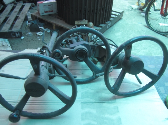 ขาย พวงมาลัยรถโฟลลิฟต์ อันล่ะ5000 ของถอดจากญี่ปุ่น ต่อรองได้