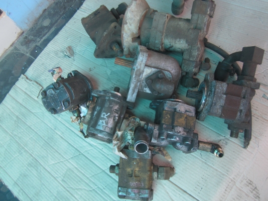 ขาย ปั้มโฟลลิฟต์ 8ลูกนำเข้าจากญี่ปุ่นไม่เคยใช้ในไทย