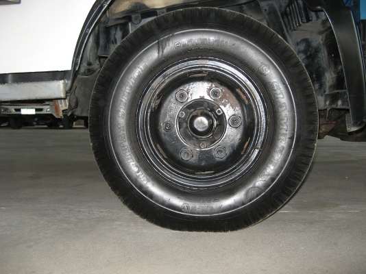 ขาย 6ล้อ ฮีโน่เครน 3 ตัน เมก้า 175 แรง ยาว 5.80  ปี 2004  สภาพสวยเดิมเครื่องดี พร้อมใช้งาน ชมก่อนได้ครับ สนใจติดต่อ 081-9425443