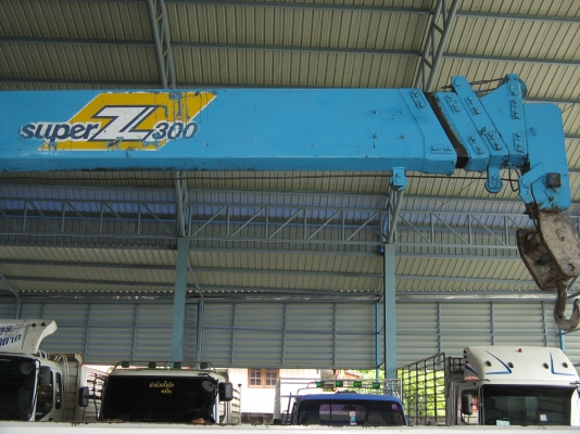 ขาย 6ล้อ ฮีโน่เครน 3 ตัน เมก้า 175 แรง ยาว 5.80  ปี 2004  สภาพสวยเดิมเครื่องดี พร้อมใช้งาน ชมก่อนได้ครับ สนใจติดต่อ 081-9425443