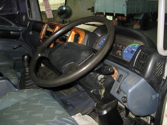 ขาย 6ล้อ ฮีโน่เครน 3 ตัน เมก้า 175 แรง ยาว 5.80  ปี 2004  สภาพสวยเดิมเครื่องดี พร้อมใช้งาน ชมก่อนได้ครับ สนใจติดต่อ 081-9425443