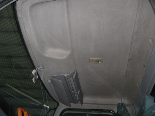 ขาย 6ล้อ ฮีโน่เครน 3 ตัน เมก้า 175 แรง ยาว 5.80  ปี 2004  สภาพสวยเดิมเครื่องดี พร้อมใช้งาน ชมก่อนได้ครับ สนใจติดต่อ 081-9425443