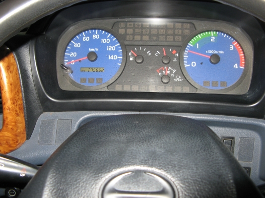 ขาย 6ล้อ ฮีโน่เครน 3 ตัน เมก้า 175 แรง ยาว 5.80  ปี 2004  สภาพสวยเดิมเครื่องดี พร้อมใช้งาน ชมก่อนได้ครับ สนใจติดต่อ 081-9425443