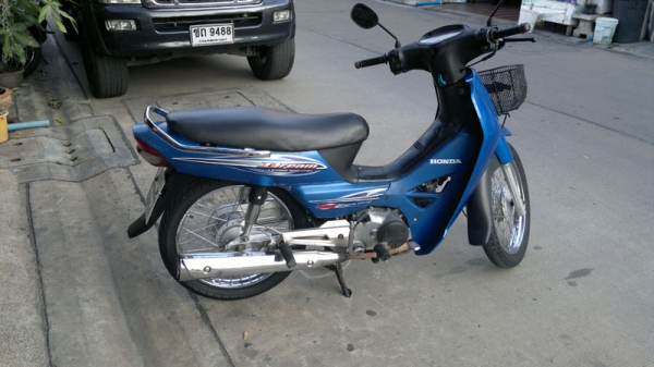 Honda dream 125 สตาร์ทมือ 19500 บาท
