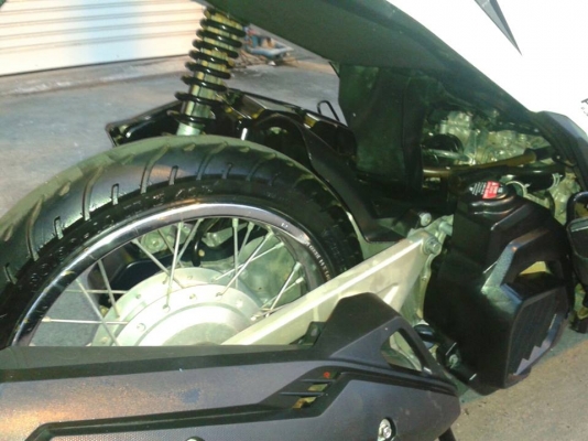 Click ปี 55 หัวฉีดเดิมๆ 32000 บาท