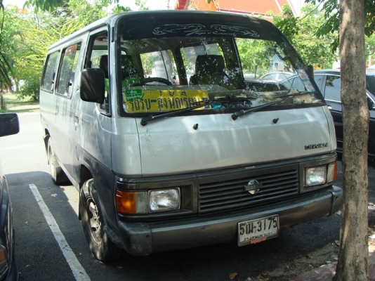 ขายรถตู้Nissan Urvan ปี92 เครื่อง TD25 เดิม สุดทน