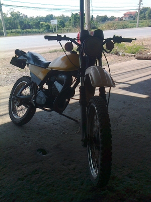 ขาย YAMAHA DT125 ด่วนๆๆๆ 8500บ. ขาย YAMAHA DT125 ด่วนๆๆๆ 8500บ.