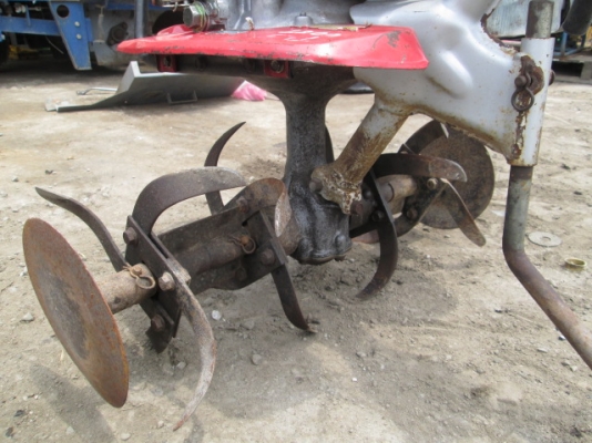 รหัส:13001205เครื่องพรวนดิน ชุดพรวนดินกว้าง60cm.รถพร้อมทำงานติดเครื่องง่ายประหยัดน้ำมันเคลื่อนที่ง่าย