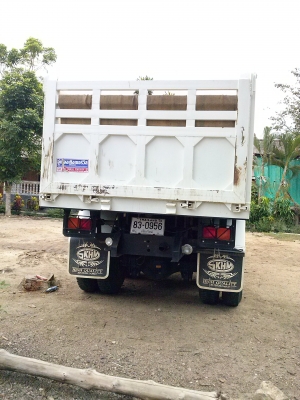 ขาย10ล้อดัมพ์ Mitsubishi Fuso Fn 240