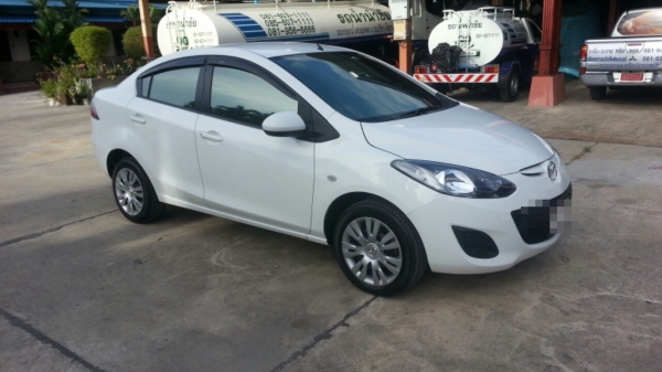 ขายดาวน์ รถมาสด้า2 ซีดาน เกียร์ออโต้