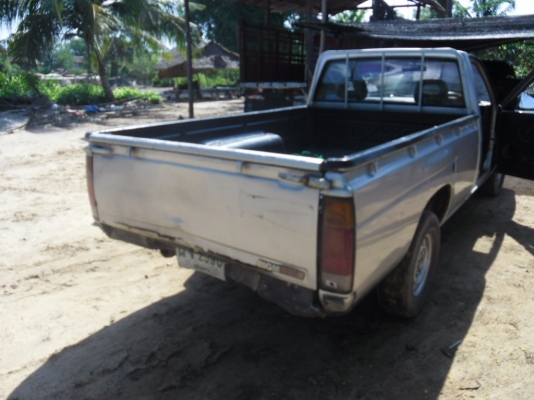 กระบะตอนเดียวNISSAN BIG Mเครื่อง2500ฝาแดง ปี่2536