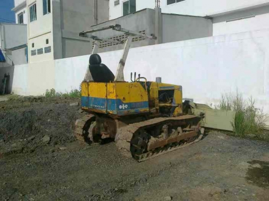 แทรคเตอร์ KOMATSU D20-6 ตีนไก่ เกียร์ตัด สไล5ทิศทาง