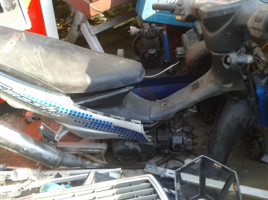 ขายทราก SUZUKI สแมด 110 พร้อมทะเบียน 3500 ขายทราก SUZUKI สแมด 110 พร้อมทะเบียน 3500