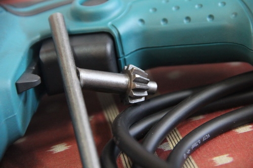 eakspu สว่านไฟฟ้าเจาะกระแทก MAKITA ขนาด 16 mm 5/8" ขายแล้ว eakspu สว่านไฟฟ้าเจาะกระแทก MAKITA ขนาด 16 mm 5/8" ขายแล้ว