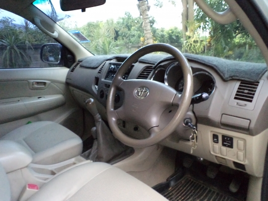 ขายtoyota vigo 4ประตู รุ่น top  4x4