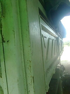 หางสิมิดั้ม  สามมิตร  ปี  48  ยาว  8.50  M  2  คาน  ยางไม่ค่อยสวย  70\%