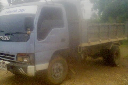 6ล้อดั้มISUZU NPR 120(รถห้างแท้)เกียร์สั้น มีแอร์Fหน้าหลังยางใหม่6เส้น 6ล้อดั้มISUZU NPR 120(รถห้างแท้)เกียร์สั้น มีแอร์Fหน้าหลังยางใหม่6เส้น