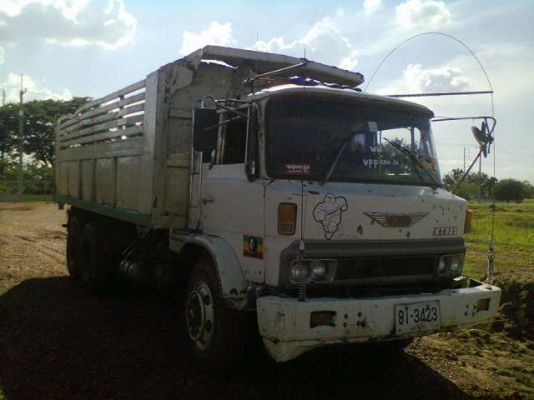 HINO  KT725   10  ล้อ ดั้ม  1  เพลา  เครื่อง  EP100  คัสซีของ  725  เดิมๆ ช่วงล่าง 10 น็อต