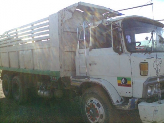 HINO  KT725   10  ล้อ ดั้ม  1  เพลา  เครื่อง  EP100  คัสซีของ  725  เดิมๆ ช่วงล่าง 10 น็อต