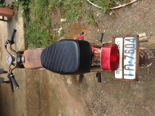 ขายรถyamaha 100cc ต่อรองได้จ้า แถมเครื่องอีกตัว