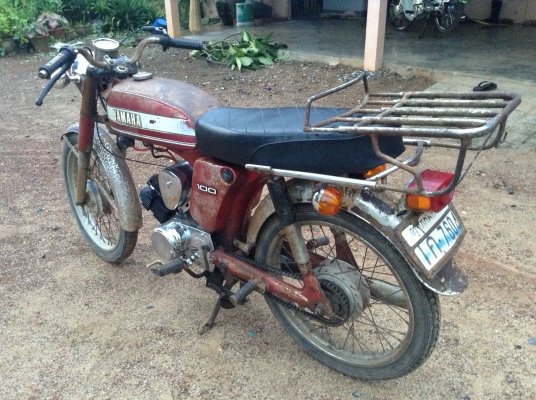 ขายรถyamaha 100cc ต่อรองได้จ้า แถมเครื่องอีกตัว