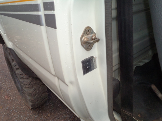 ขายโตโยต้าln 106แท้ ตอนเดียว ดูที่ประกาศ ของ ด.ต.ไพรัช  สุธรรม