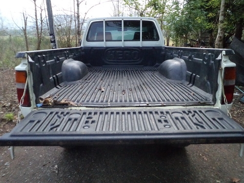 ขายโตโยต้าln 106แท้ ตอนเดียว ดูที่ประกาศ ของ ด.ต.ไพรัช  สุธรรม