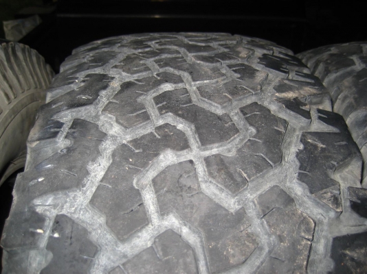 ขายยาง BF 265 75 R16 AT ปี 0909