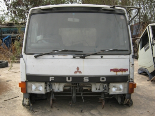 แสงฟ้าเต้นรถ///ขายหัวเก๋งเก่าญี่ปุ่น FUSO-527 ตาเหลี่ยม สภาพสวย