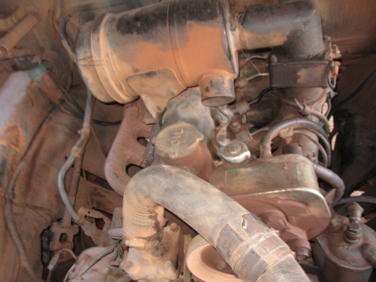 ขายรถเทลเลอร์บรรทุกรถเกี่ยว หรือรถแม็คโคร หัวยาวสภาพดี ขายรถเทลเลอร์บรรทุกรถเกี่ยว หรือรถแม็คโคร หัวยาวสภาพดี