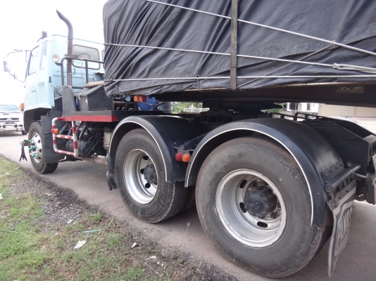 ขายด่วน  รถหัวลากสิบล้อ    ISUZU   240  ใส่เครื่อง  แดวู  แชชชีดี  พร้อมใช้งาน